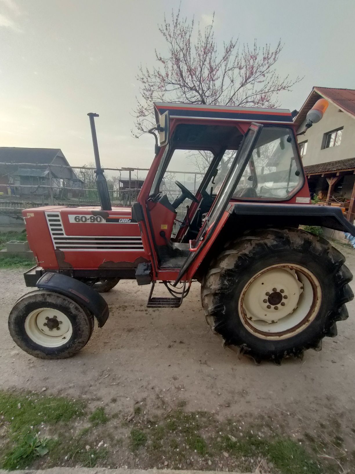 Tractor Fiat 60-90