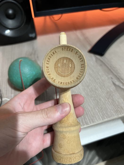 Kendama 6 bday x Christian Fraser