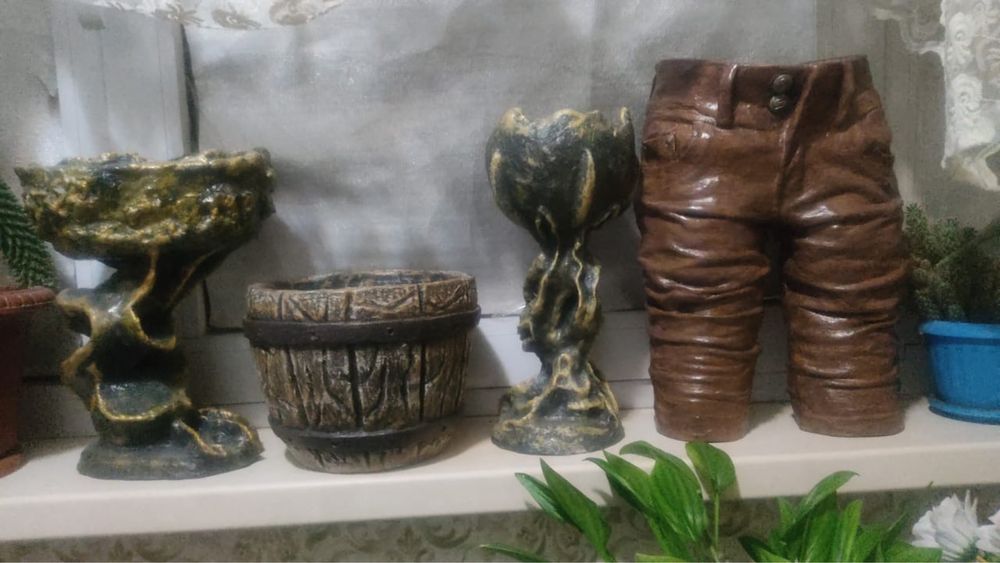 Подставки для цветов,карзины,горшки,вазы