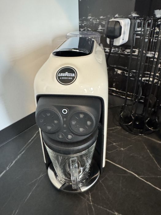Espressor Lavazza a Modo mio