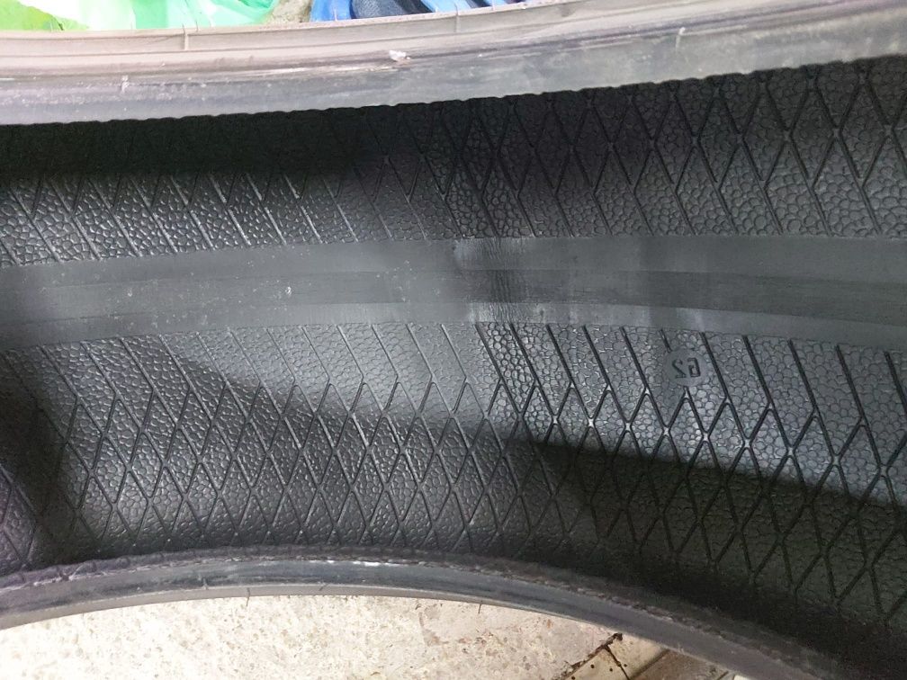 Гуми Dunlop 215/55/17 Стар Дот