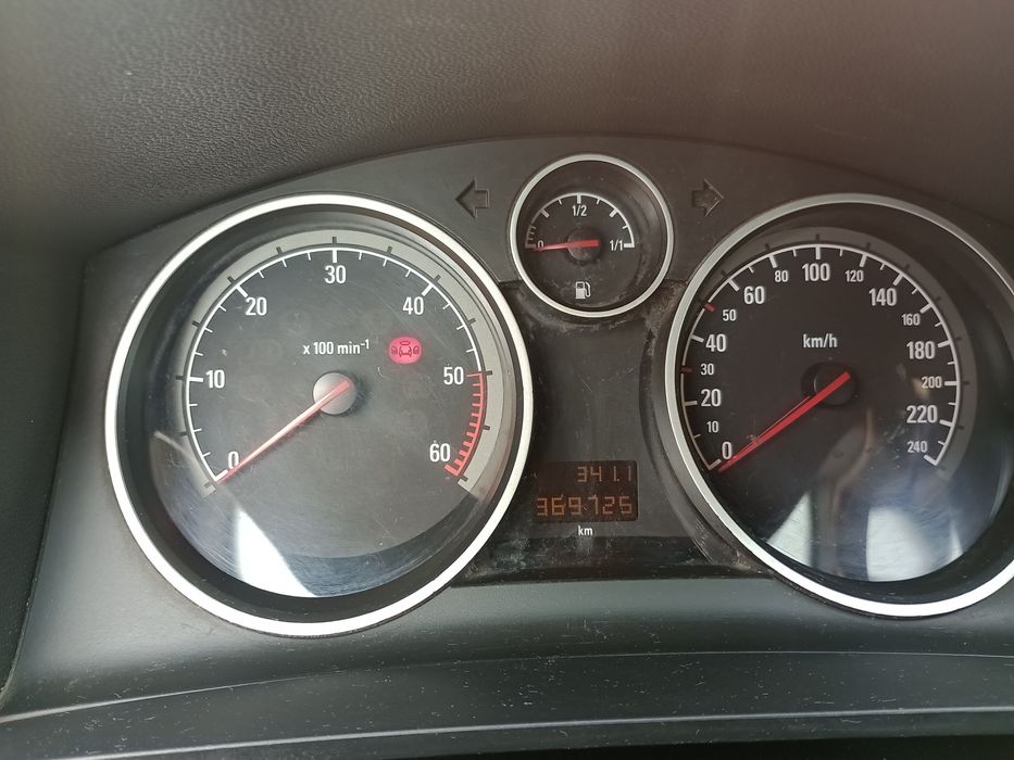 Opel Zafira B 1.9 CDTI