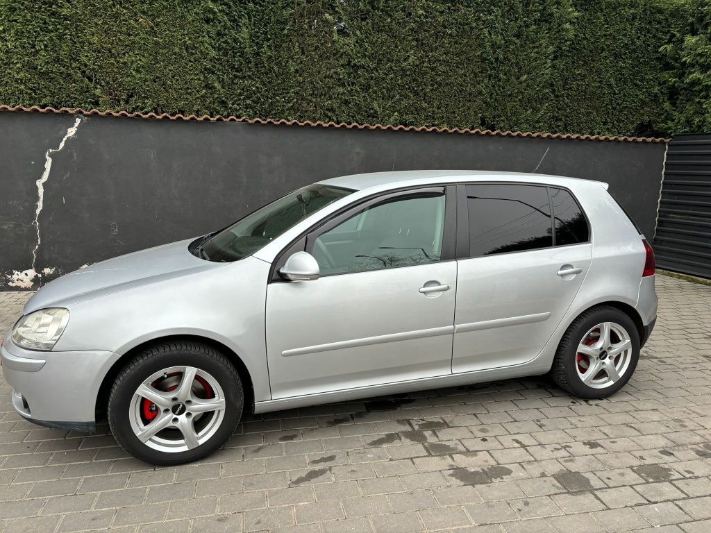 VW Golf 5 - 1.4 MPI + GPL