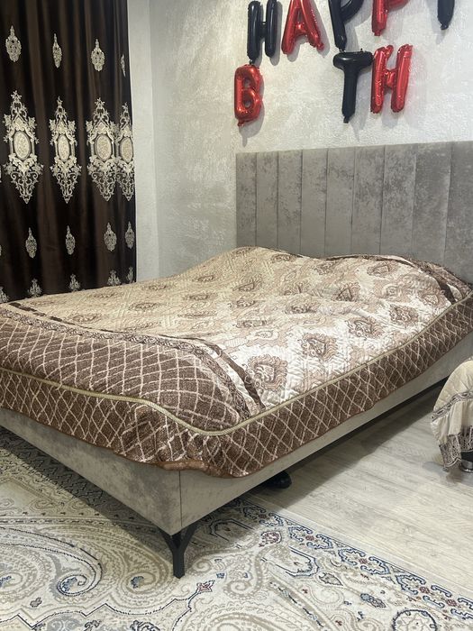 Кровать ортопическая ,компьютерный стол,купе шкаф