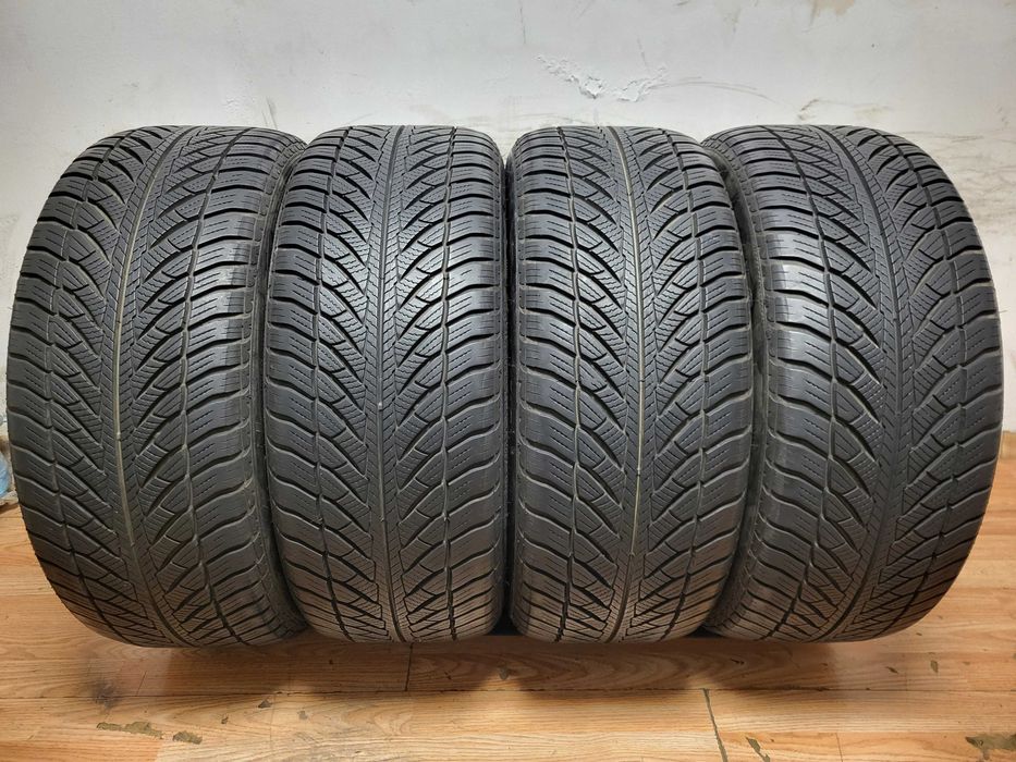 245/45/19 Goodyear / зимни гуми
