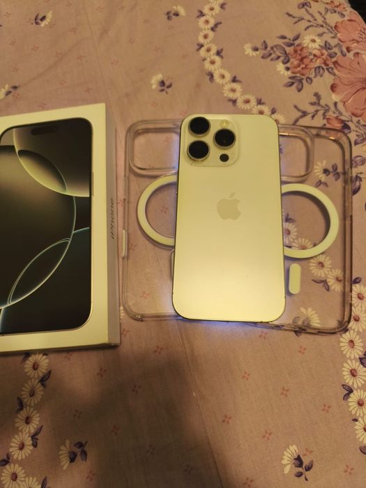 Vand iphone 16 pro de 128 gb