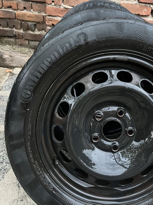 Метални джанти с гумите