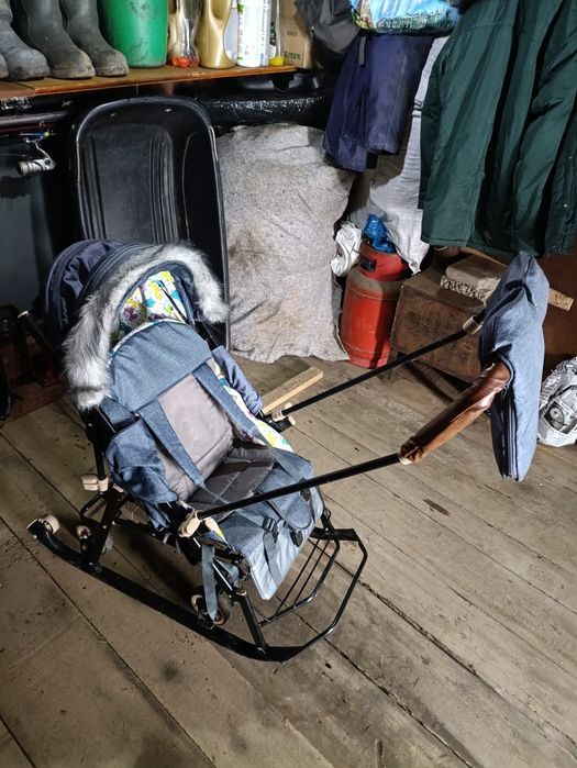 Продам санки 10.000тг