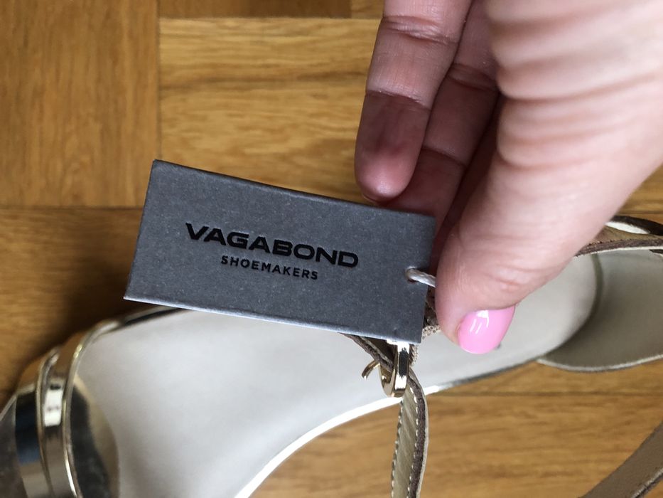 Vand sandale vagabond noi cu eticheta