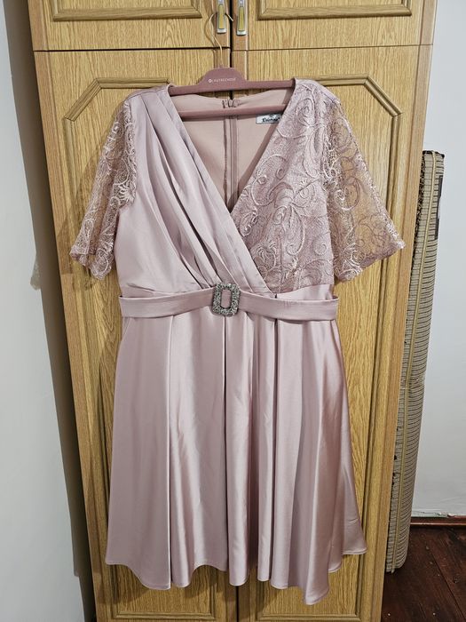 Rochie noua, doar probata