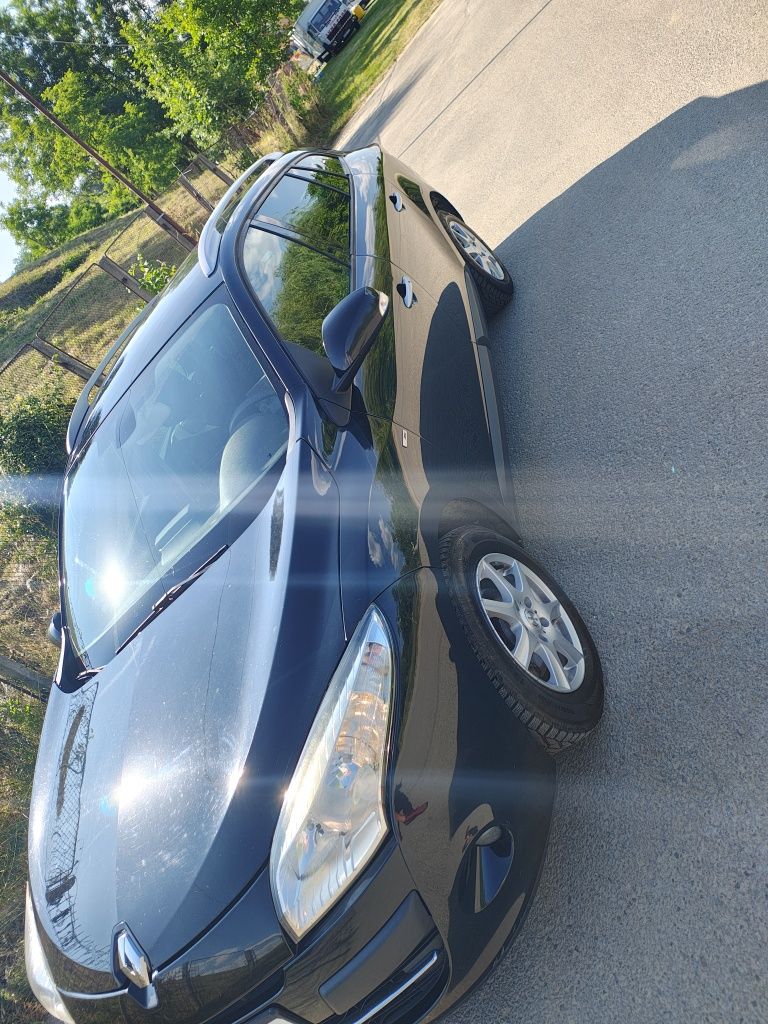 Vând Renault Megane