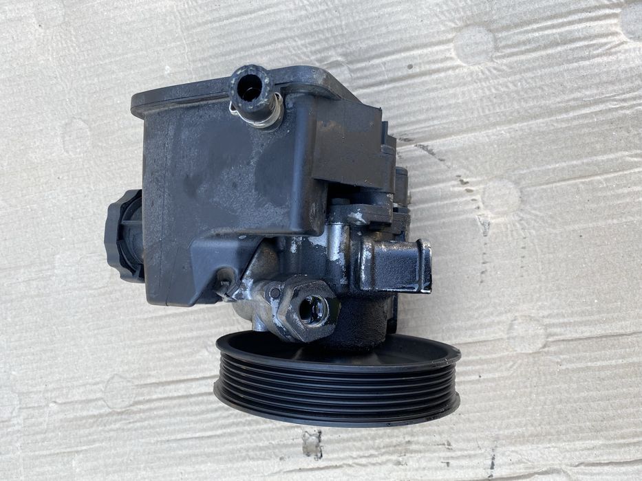 Pompa servo directie Mercedes w211 e class w204 c class 2.2 cdi