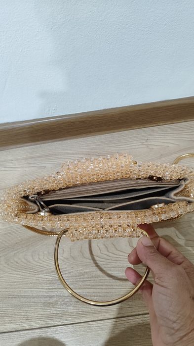 Чанта от мъниста