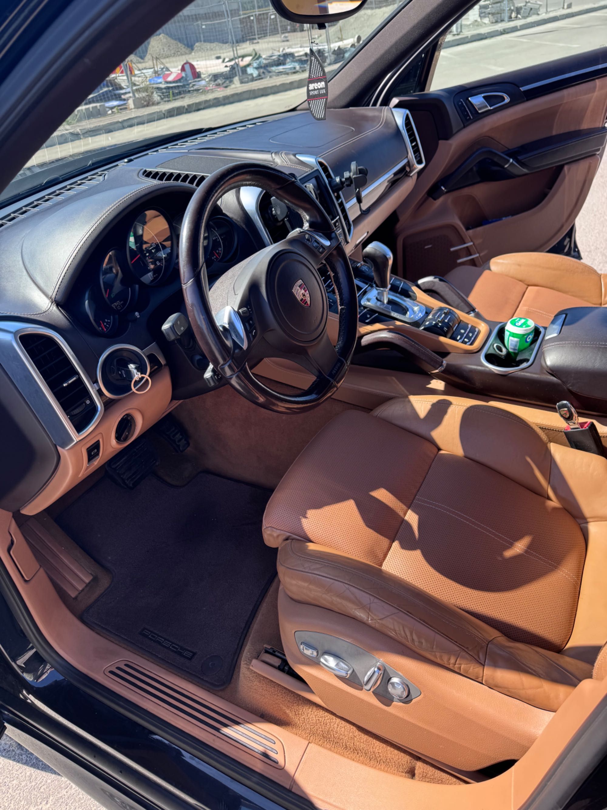 Porsche Cayenne GT