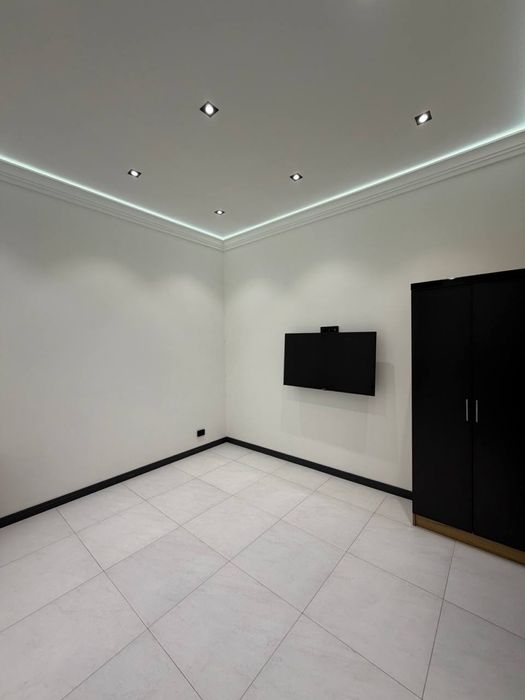 Евро нежилое 1-Линия ор: Северный вокзал/Саракулька 72кв.м Евроремонт