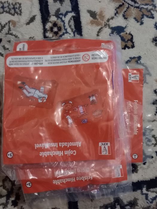 13 Saltele de plaja copii KFC