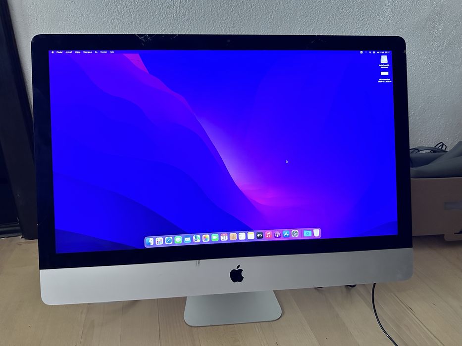 Apple imac 27” retina 5k .
