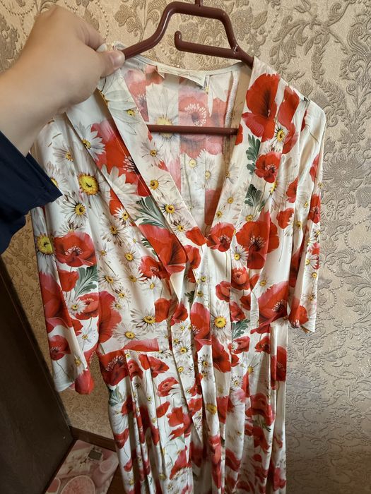 безумно красивое платье ( дорогое )