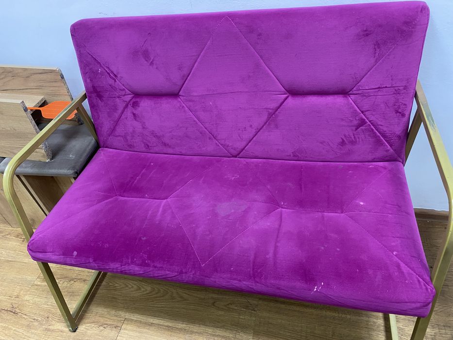 Стулья и диванчик