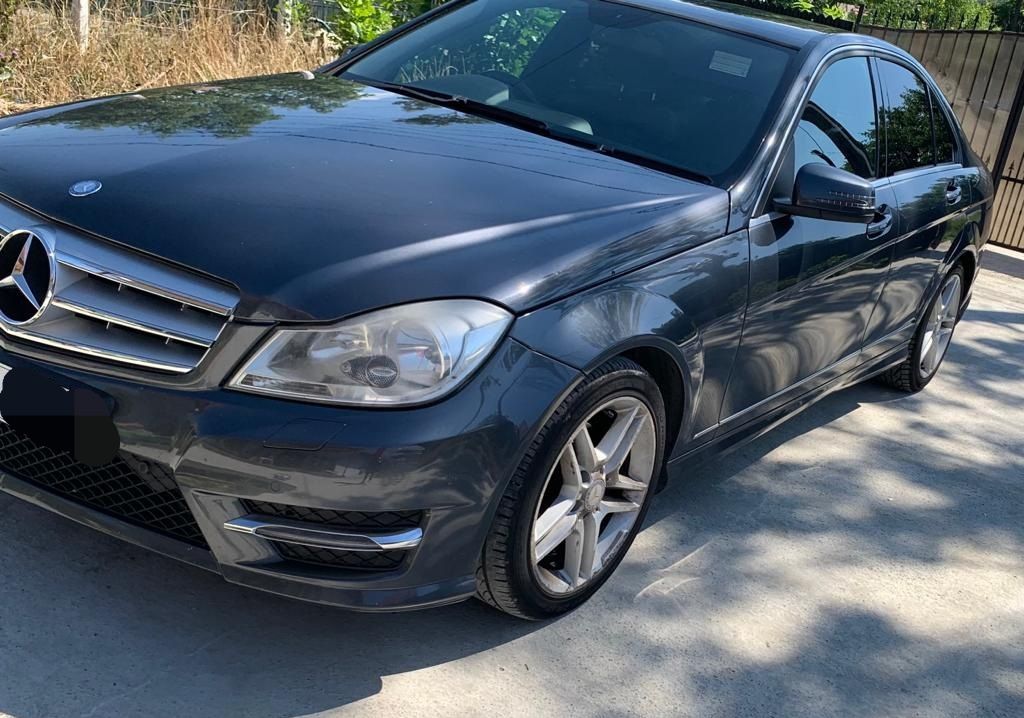 Dezmembrez Mercedes W204  C-Class C250 AMG facelift 2013 motor 2.2