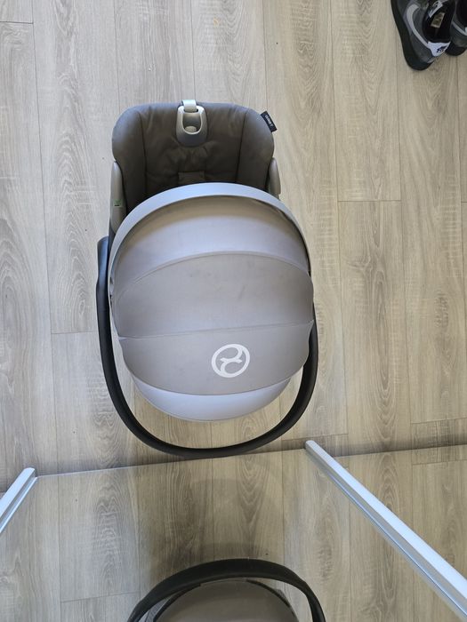 CYBEX Cloud T Platinum + Bază ISOFIX 360° – stare buna!