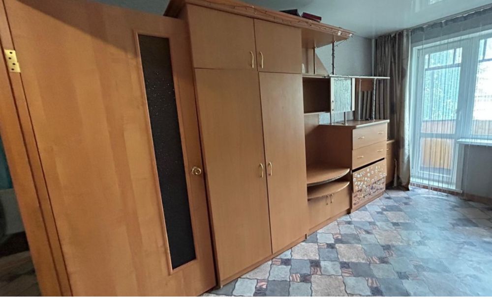 Продам шкаф б/у.