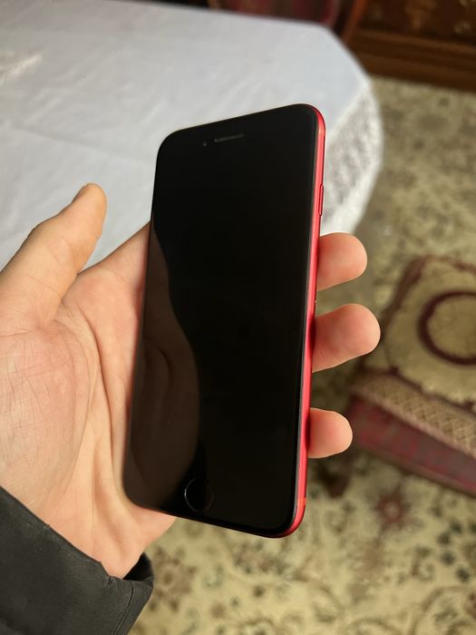 Iphone se 2nd gen red
