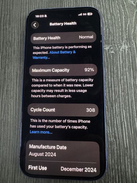 Iphone 16 purple 256mb