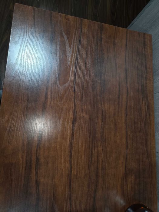 Стол со стульями