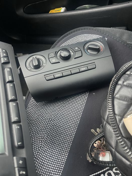 Casetofon panou comanda ac bmw