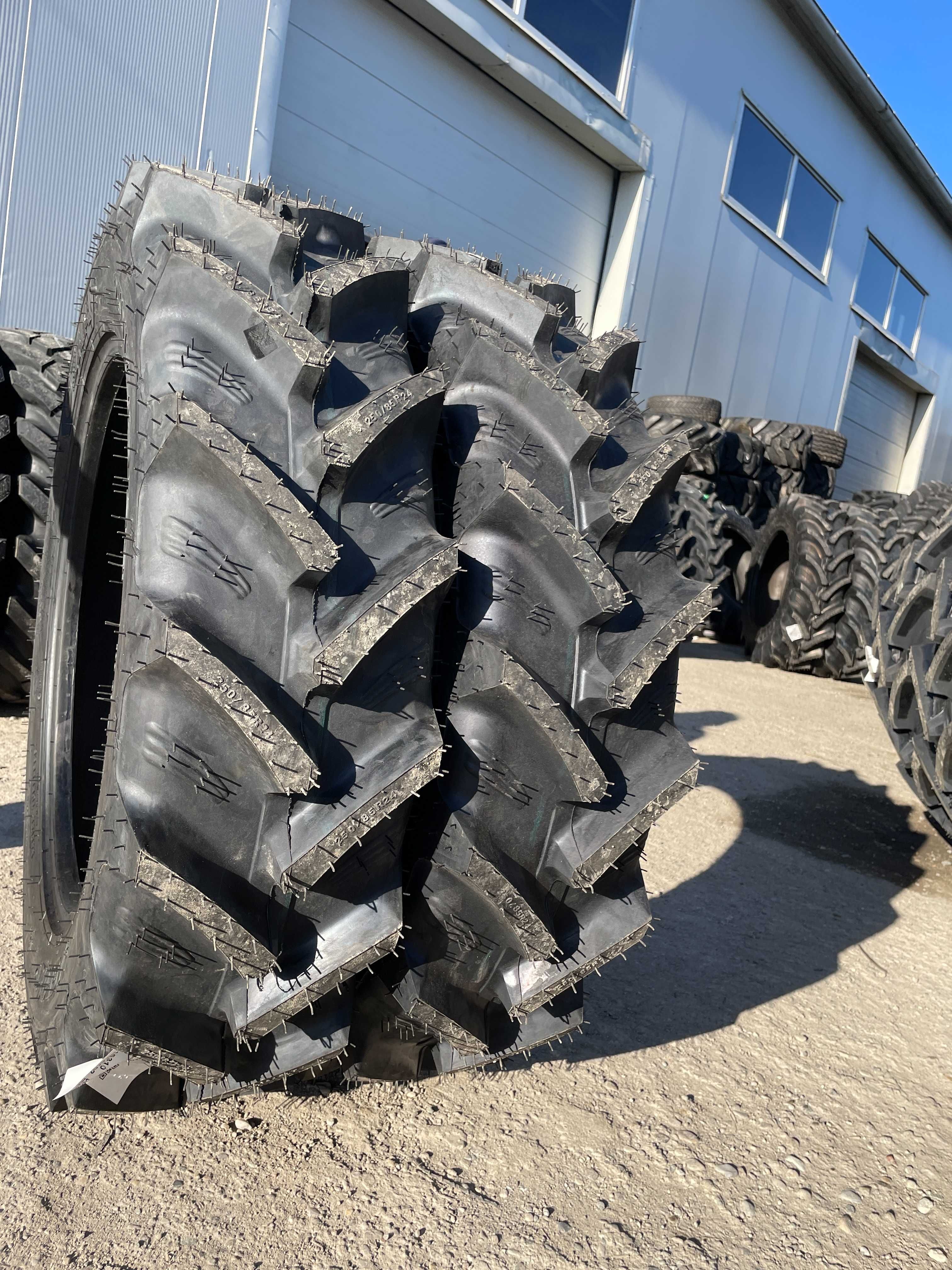 Marca OZKA anvelope 250/85R24 noi radiale pentru tractor fata