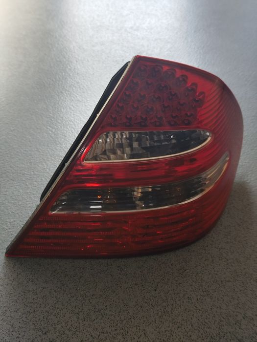 Stop dreapta spate w211 led