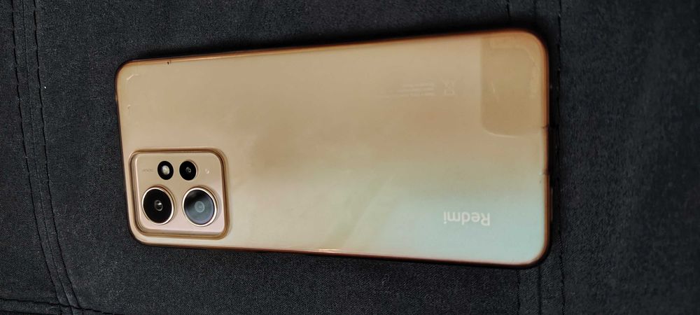 Смартфон Xiaomi Redmi Note 12
