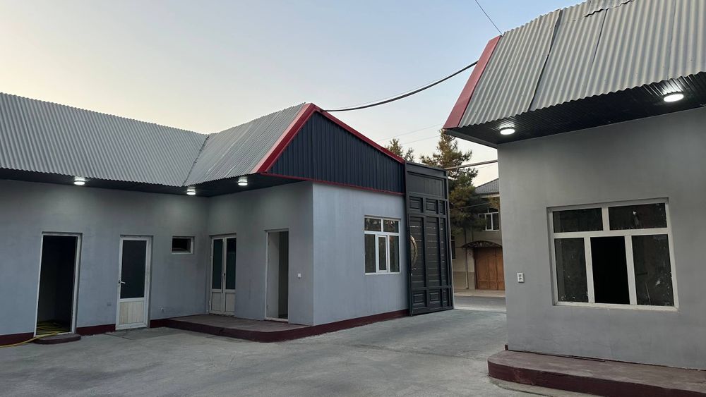 Срочно продается нежилое помещение с большим участком земли