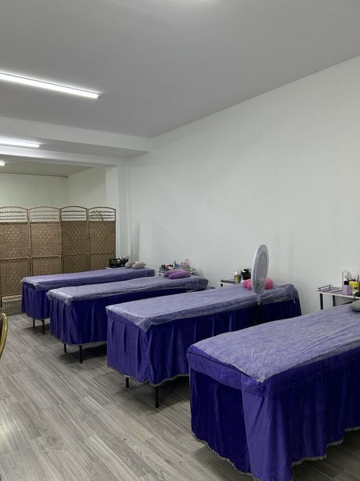 Аренда кушетка,маникюрный стол 30.000тг