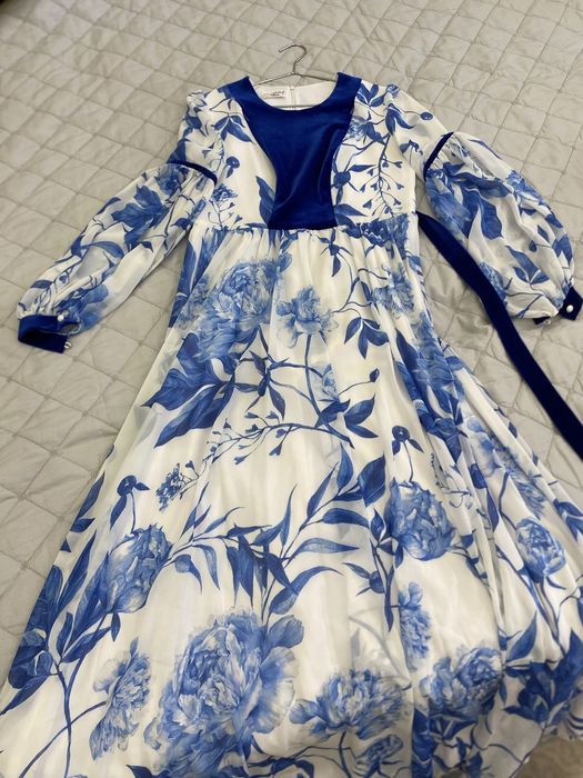 Платья б/у, хорошего качеста