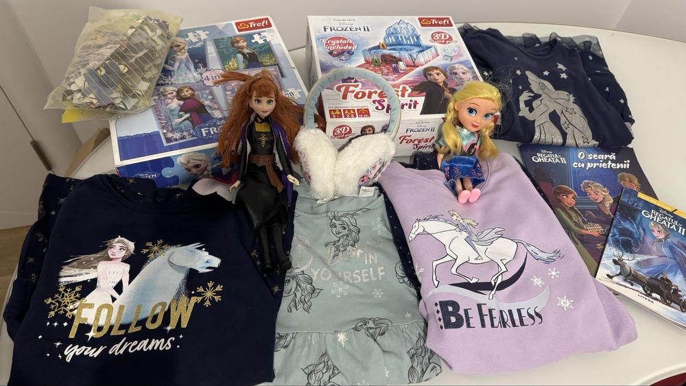 Lot jucarii Frozen, Elsa - 12 produse