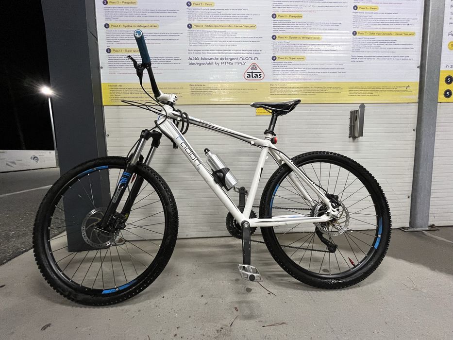 Bicicleta hardtail