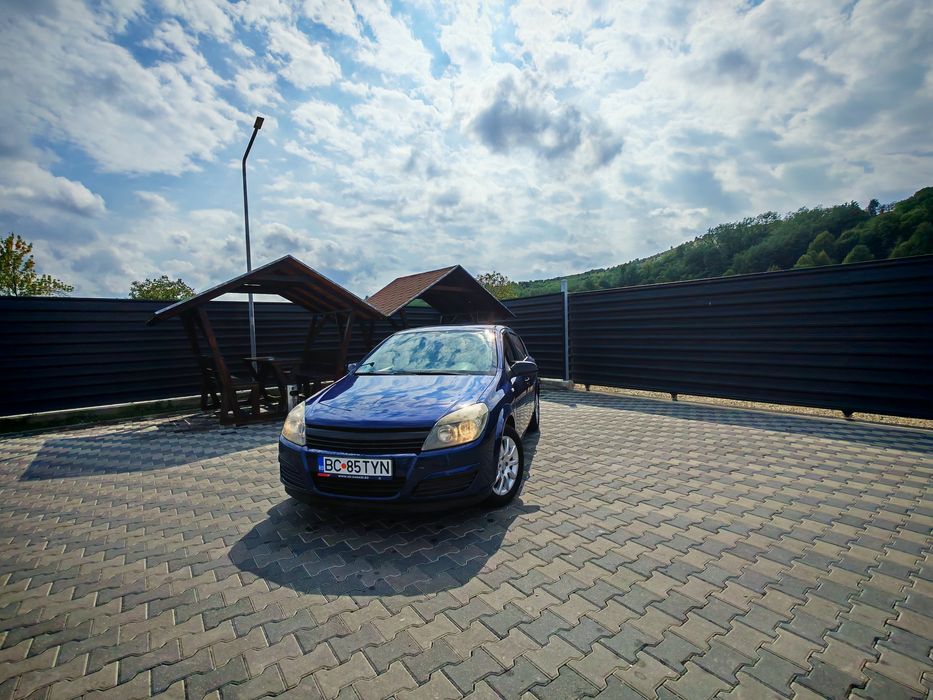 Vând Opel Astra h