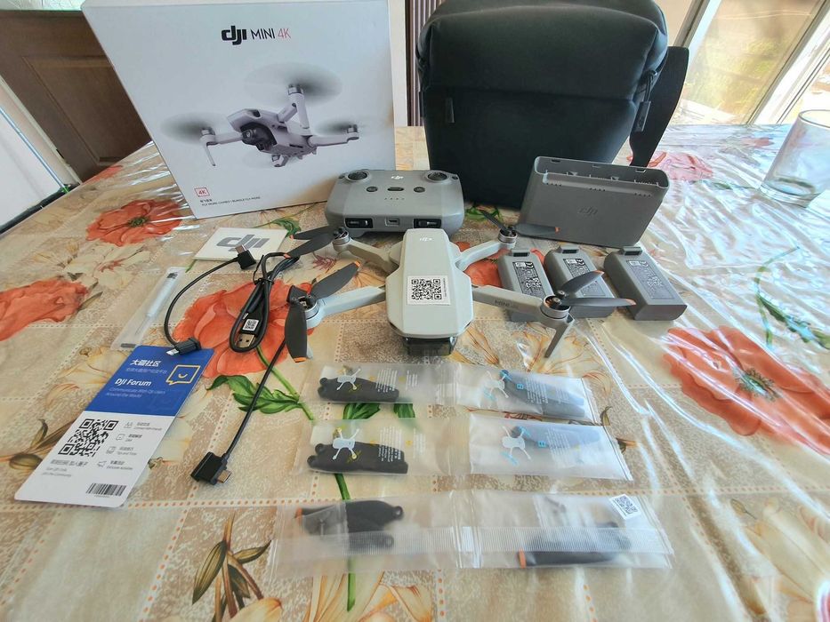 DJI mini 4K FLY more COMBO