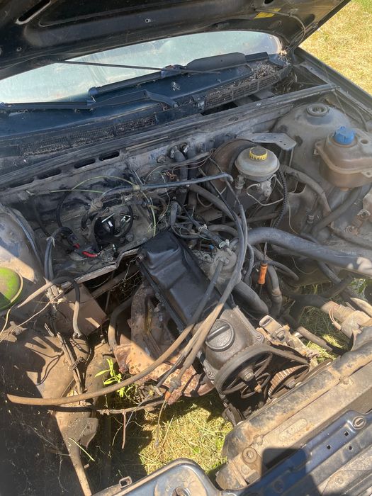 Ауди 80 на части