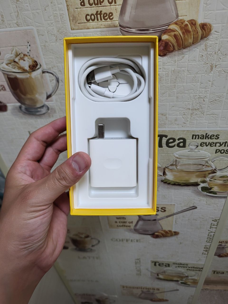 Realme Q3S частота обновления экрана 144hz smartfon shunchaki monstr