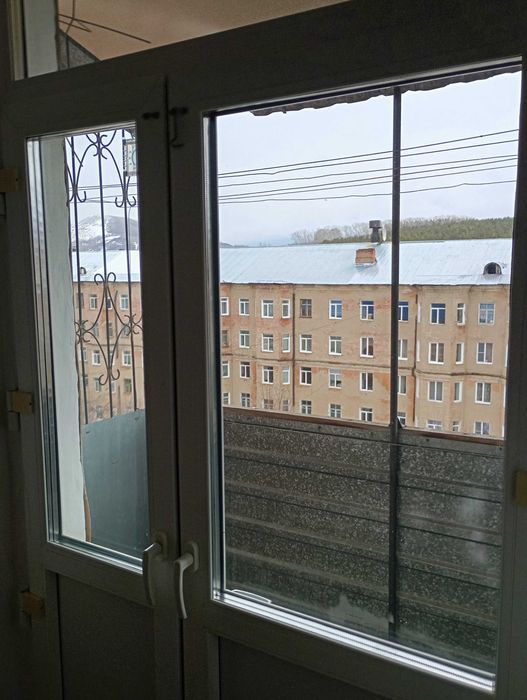 Продам 3 комнатную квартиру в центре