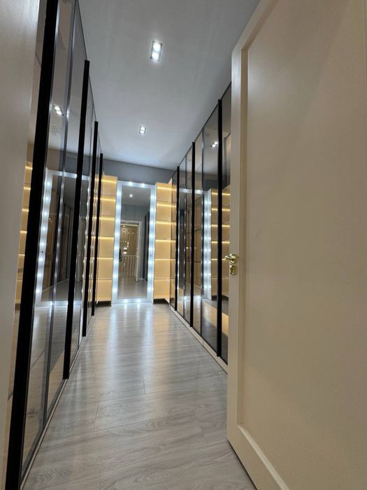 Продажа евро дом на ул. Ломоносова 5 соток бассейн