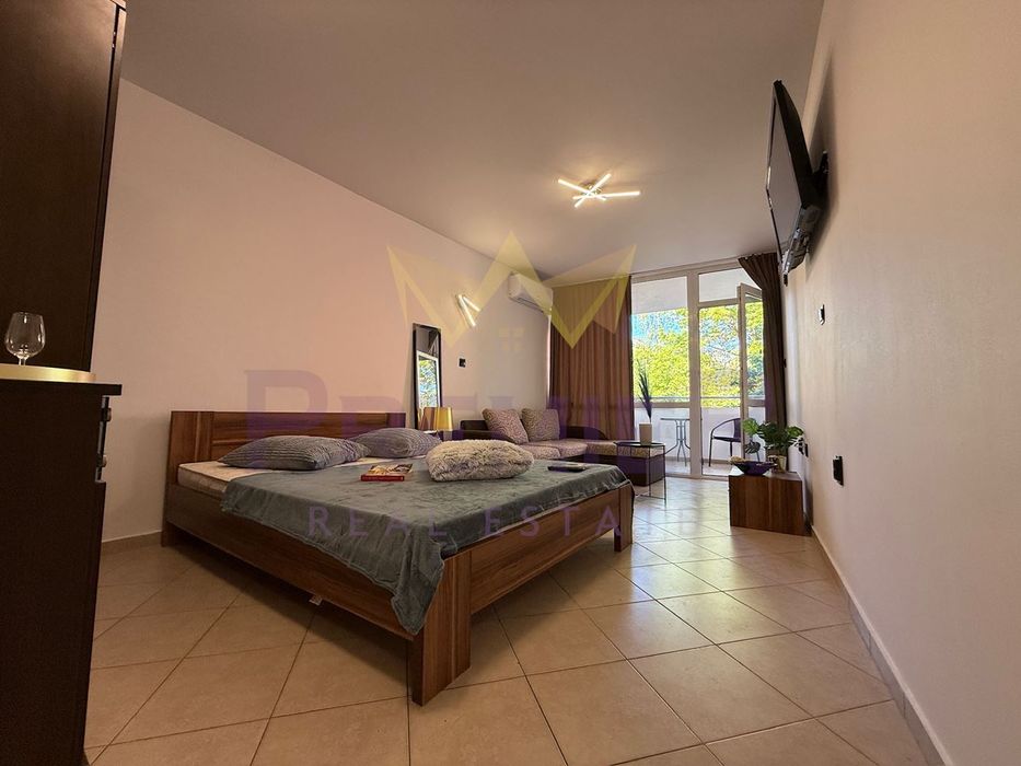 Продава се Едностаен апартамент в к.к. Слънчев бряг - 44 кв.м за 1478 €/кв.м - Снимка #1