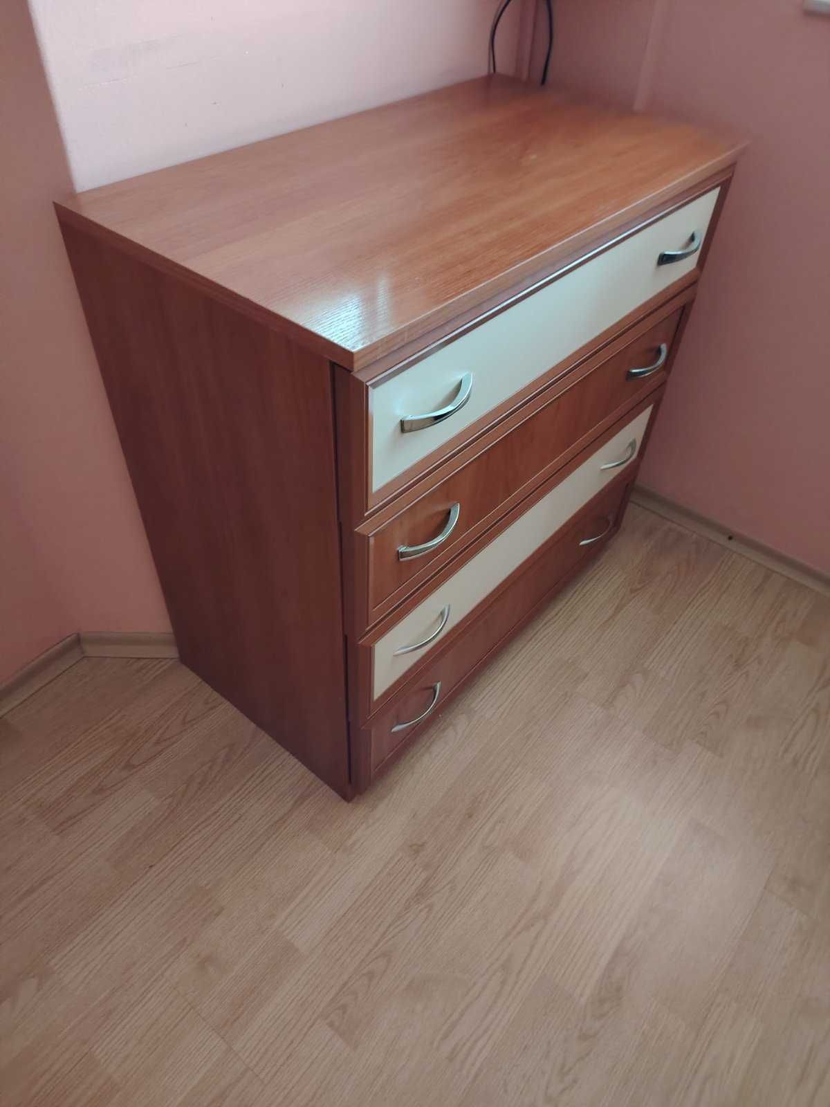 Спалня комплект с подматрачна рамка, обзавеждане