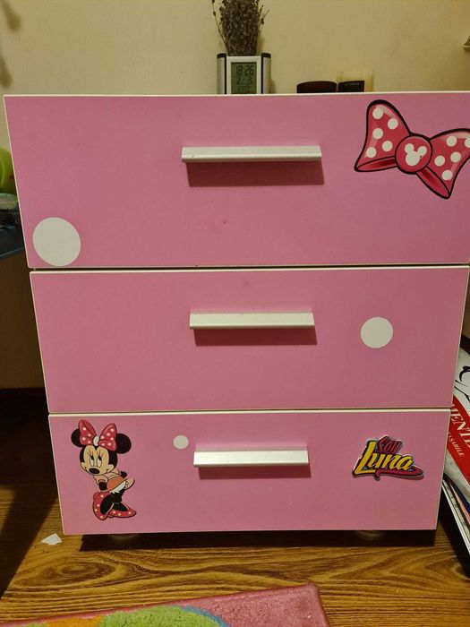 Comoda camera fetita cu Minnie