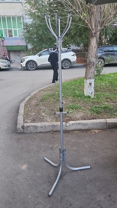 Продам вешалка. Хорошего качества
