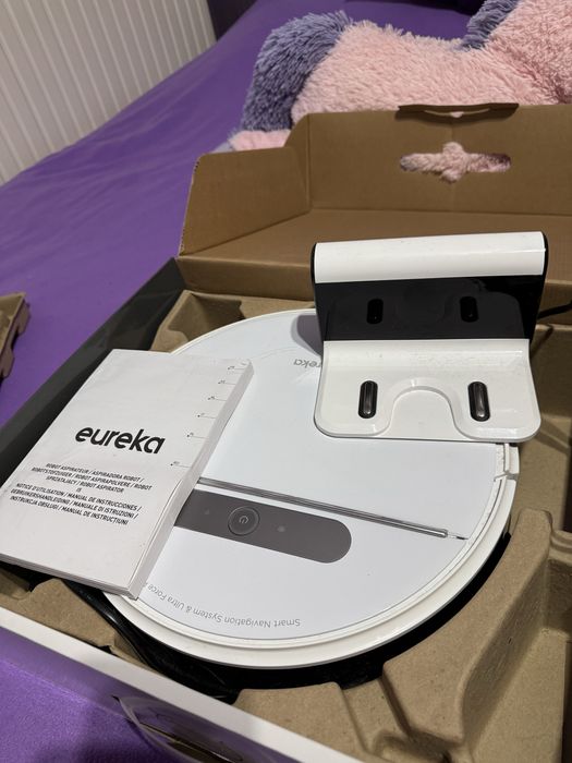 Aspirator robot Eureka