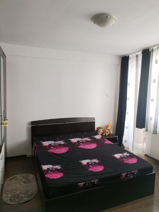 Închiriez apartament Craiovita Noua